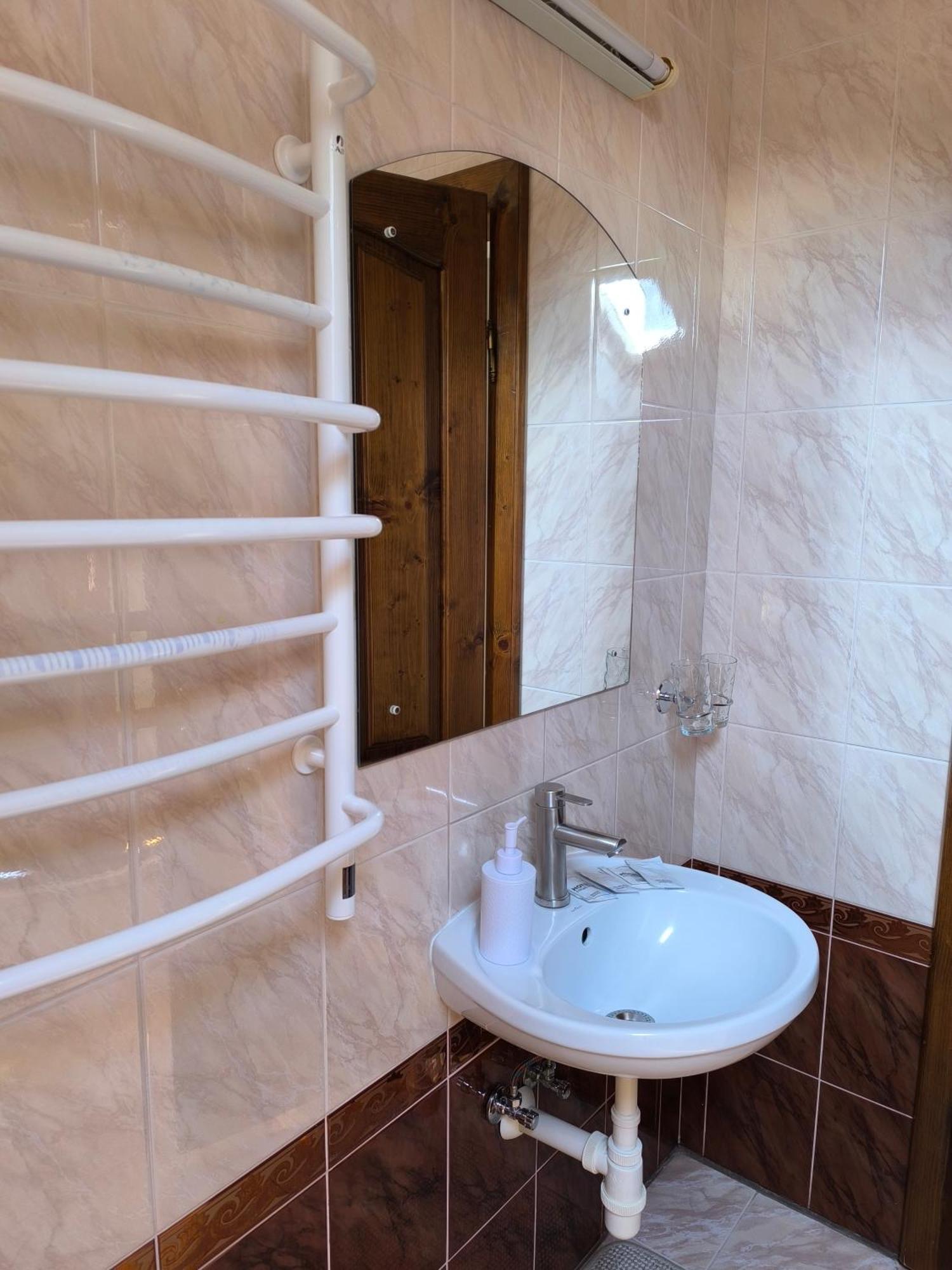 Hotel Delfin Mukačevo Pokoj fotografie