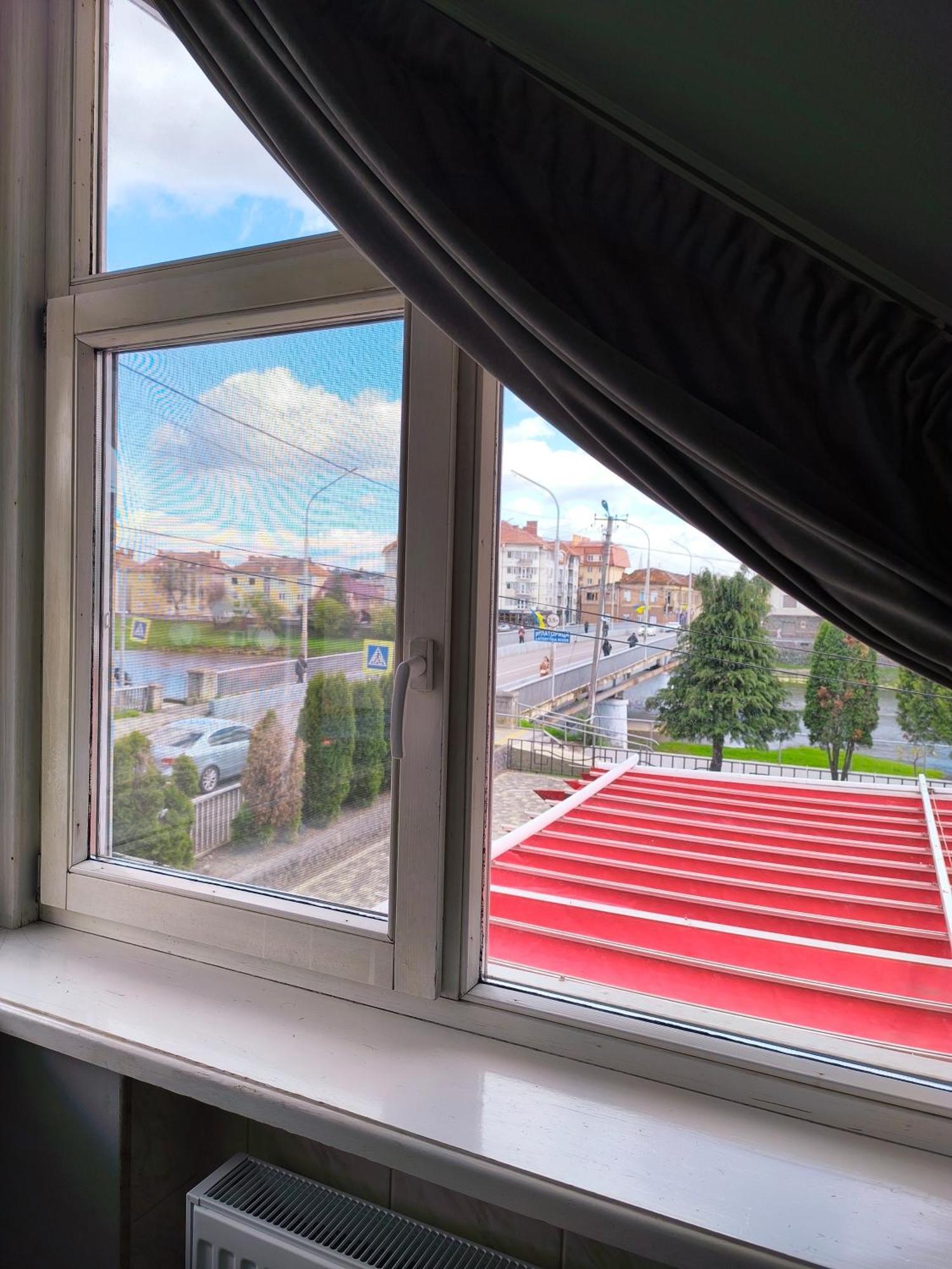 Hotel Delfin Mukačevo Pokoj fotografie