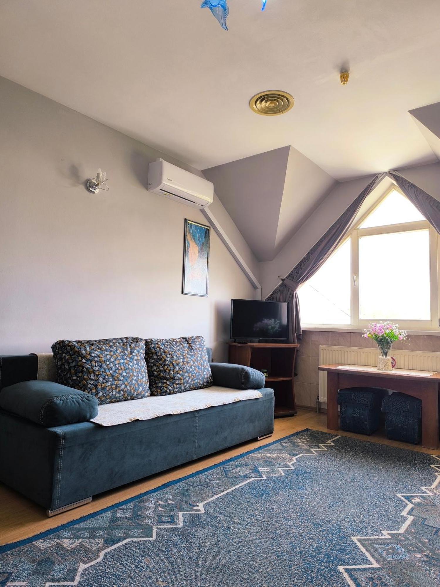 Hotel Delfin Mukačevo Pokoj fotografie