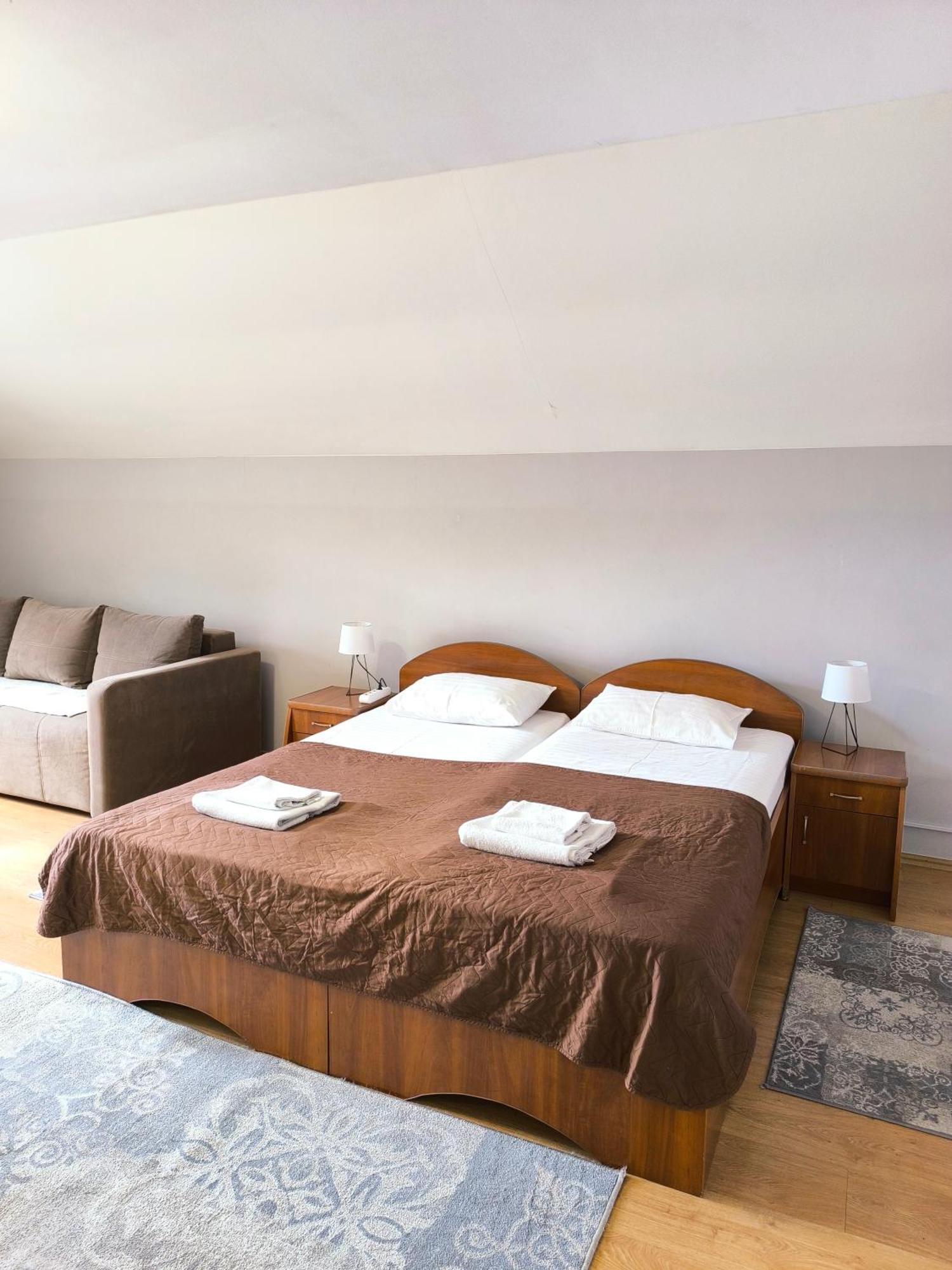 Hotel Delfin Mukačevo Pokoj fotografie